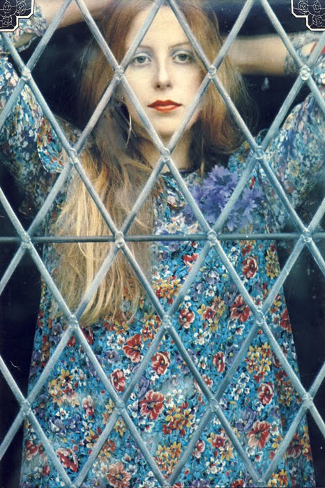 Smock with matching rayon skirt from Van Der Fransen.