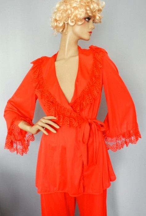 Janice Wainwright for Golden Charm