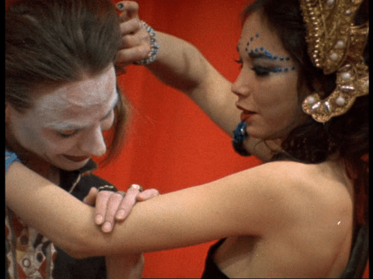 vlcsnap-2013-01-08-20h57m49s187