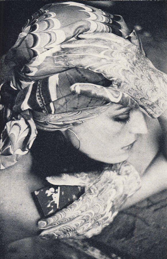 accessories gibb gloves andreas heumann vogue  sept 73