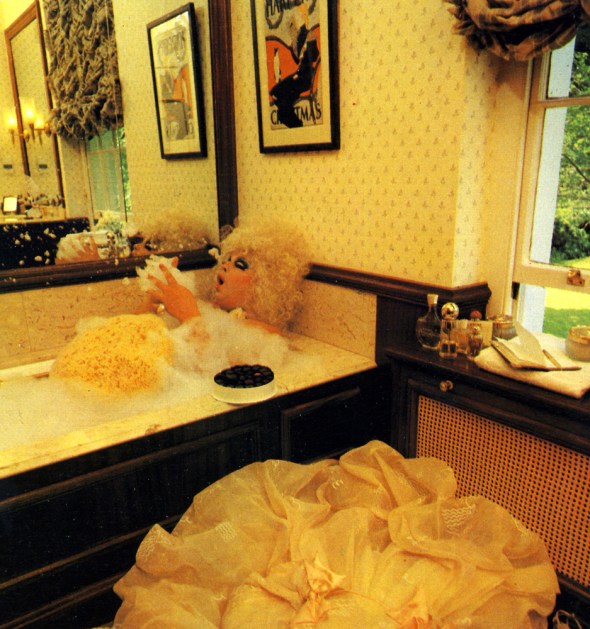 divine september 80 b