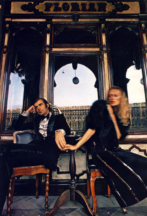 Lui: Outfit by Renoma. Elle: Dress and midnight blue fox fur by Tan Giudicelli. 