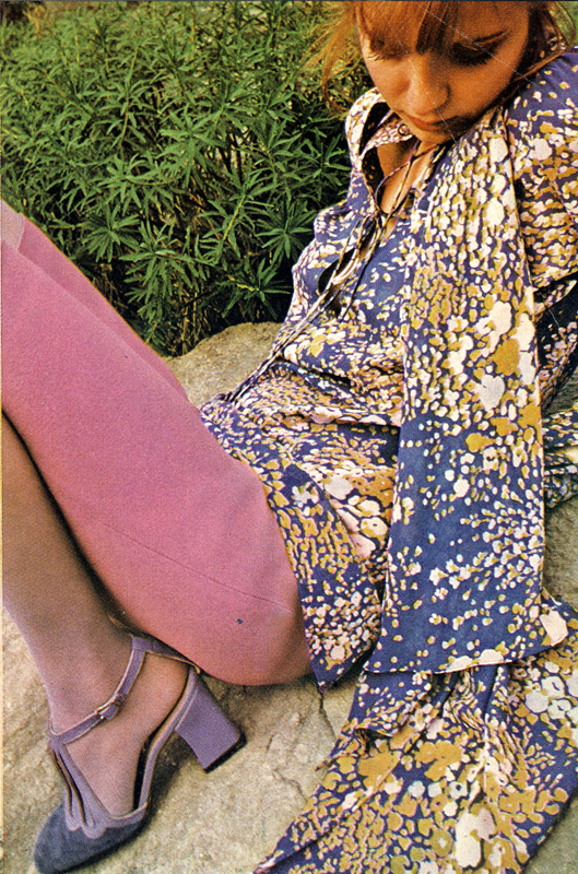 Smock blouse with muffler andcrepe gauchos by Simon Massey. Shoes by Mary Quant.