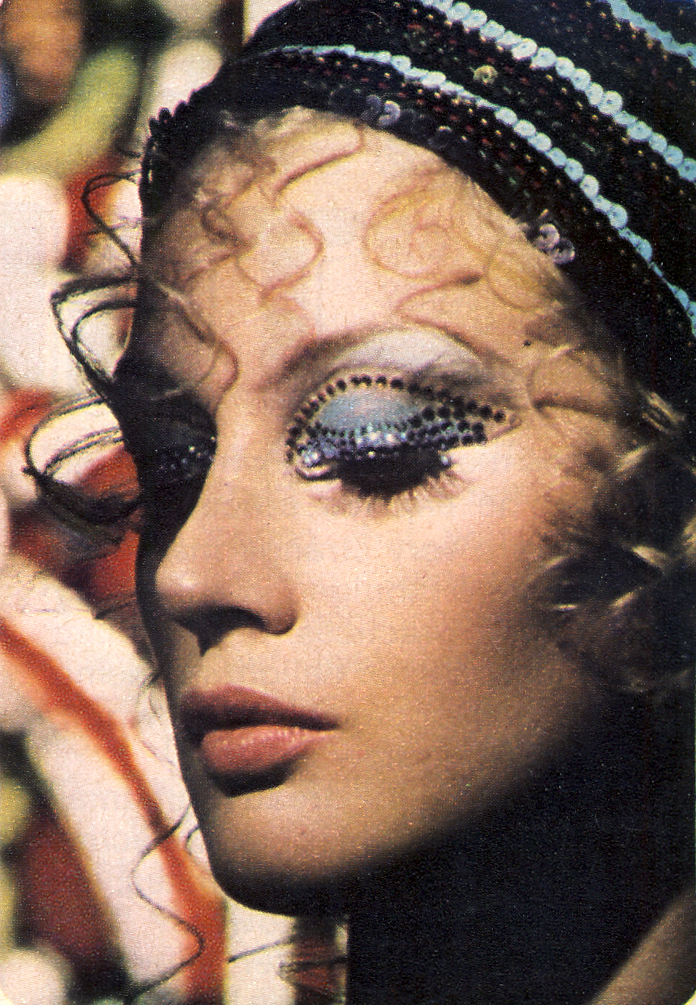 face-up-to-the-party-19-magazine-dec-69-stephen-bobroff-2