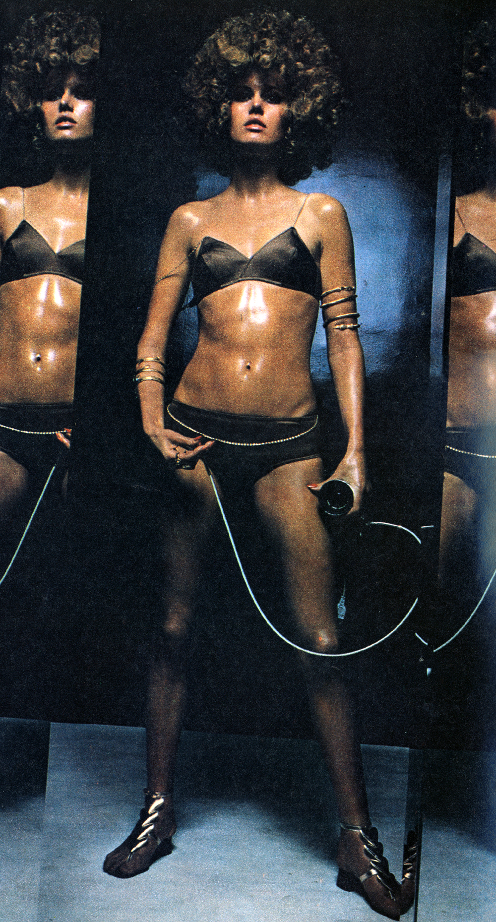 Mirror Mirror - Helmut Newton - Observer April 69 - 5